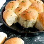 Thanksgiving Skillet Rolls [Vegan] – One Green Planet