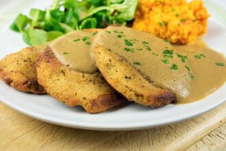 15 Vegan Thanksgiving Dishes Perfectly Paired with Gravy! – One Green Planet