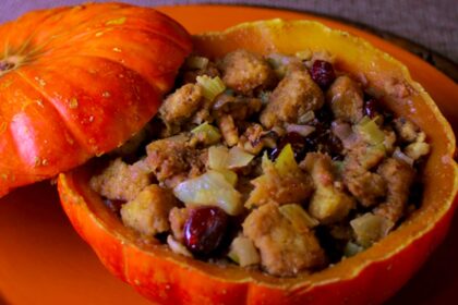 Thanksgiving Stuffing [Vegan] – One Green Planet