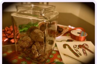 Molasses Crinkles [Vegan] – One Green Planet