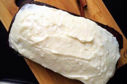 Spiced Gingerbread With Cream Cheese Frosting [Vegan] – One Green Planet