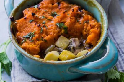 Warm Hearts with 15 Comforting Shepherd’s Pie This Holiday – One Green Planet