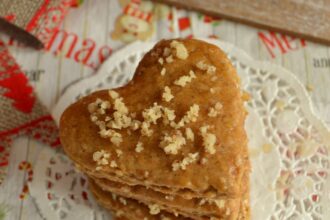 Greek Christmas Cookies (Melomakarona) – One Green Planet