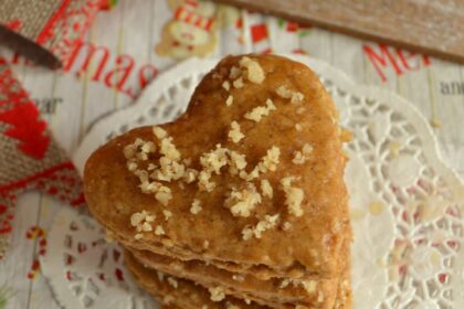 Greek Christmas Cookies (Melomakarona) – One Green Planet