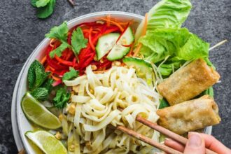 10 Delicious Vegetable Yellow Curry Recipes For A Cozy Night – One Green Planet