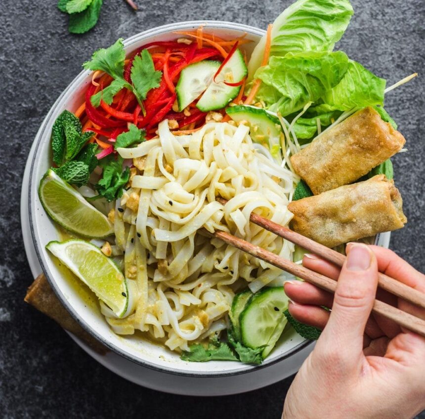 10 Delicious Vegetable Yellow Curry Recipes For A Cozy Night – One Green Planet