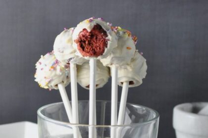 How to Make Delicious Plant-Based White Chocolate Desserts This Holiday! – One Green Planet