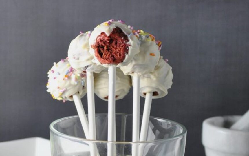 How to Make Delicious Plant-Based White Chocolate Desserts This Holiday! – One Green Planet