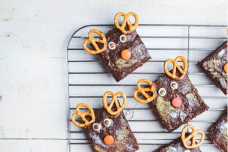 Reindeer Brownies [Vegan] – One Green Planet