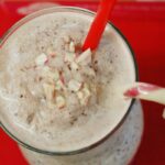Peppermint Chocolate Chip Holiday Shake [Vegan] – One Green Planet
