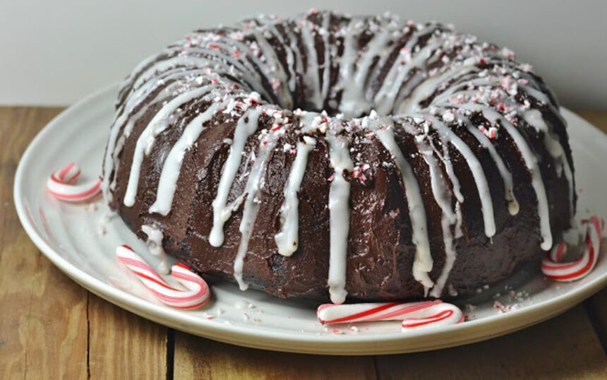 15 Festive Vegan Christmas Cakes for a Sweet Celebration – One Green Planet