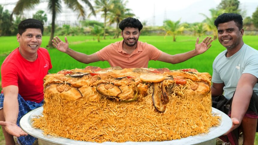 MAQLOOBA | Palestinian Maqlooba Recipe | Arabian Chicken Maqlooba | Village Food