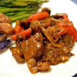 Seitan and Mushroom Bourguignon [Vegan] – One Green Planet