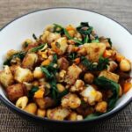 Warm Potato Salad With Spinach and Chickpeas [Vegan] – One Green Planet