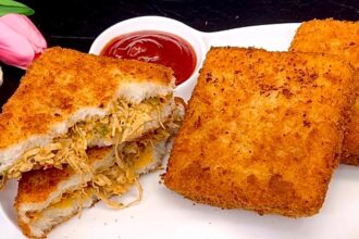 Chicken Bread Pockets Recipe | Crispy Chicken Snacks Recipe |