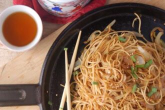 Dim Sum Soy Sauce Chow Mein Noodles [Vegan] – One Green Planet