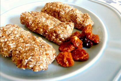 Breakfast Zinger Bars [Vegan, Gluten-Free] – One Green Planet
