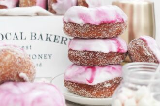 15 Mini Vegan Strawberry Desserts You’ll Adore – One Green Planet