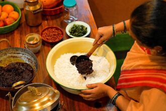 Temple Style PULIYOTHARAI - Prasadam Pulihora Recipe: Variety Rice Recipes | The Traditional Life