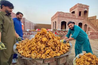 50 Kg Mix Vegetable Pakora | Perfect Crispy Veg Pakora Recipe | Ramzan Special Pakora
