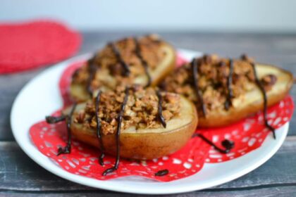 Hazelnut Oatmeal Baked Pears [Vegan, Gluten-Free] – One Green Planet