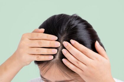 7 Signs Your Scalp Is Unhealthy (and What to Do About It)