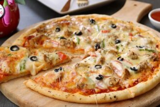 Perfect Homemade Pizza Recipe 😍 by (Yes I Can Cook)